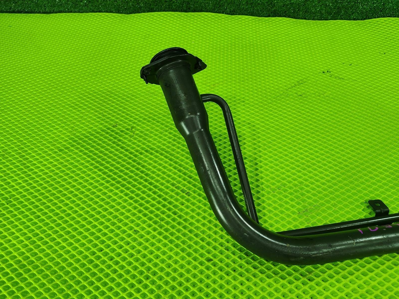 Горловина топливного бака Escudo 2005 TD94W H27A