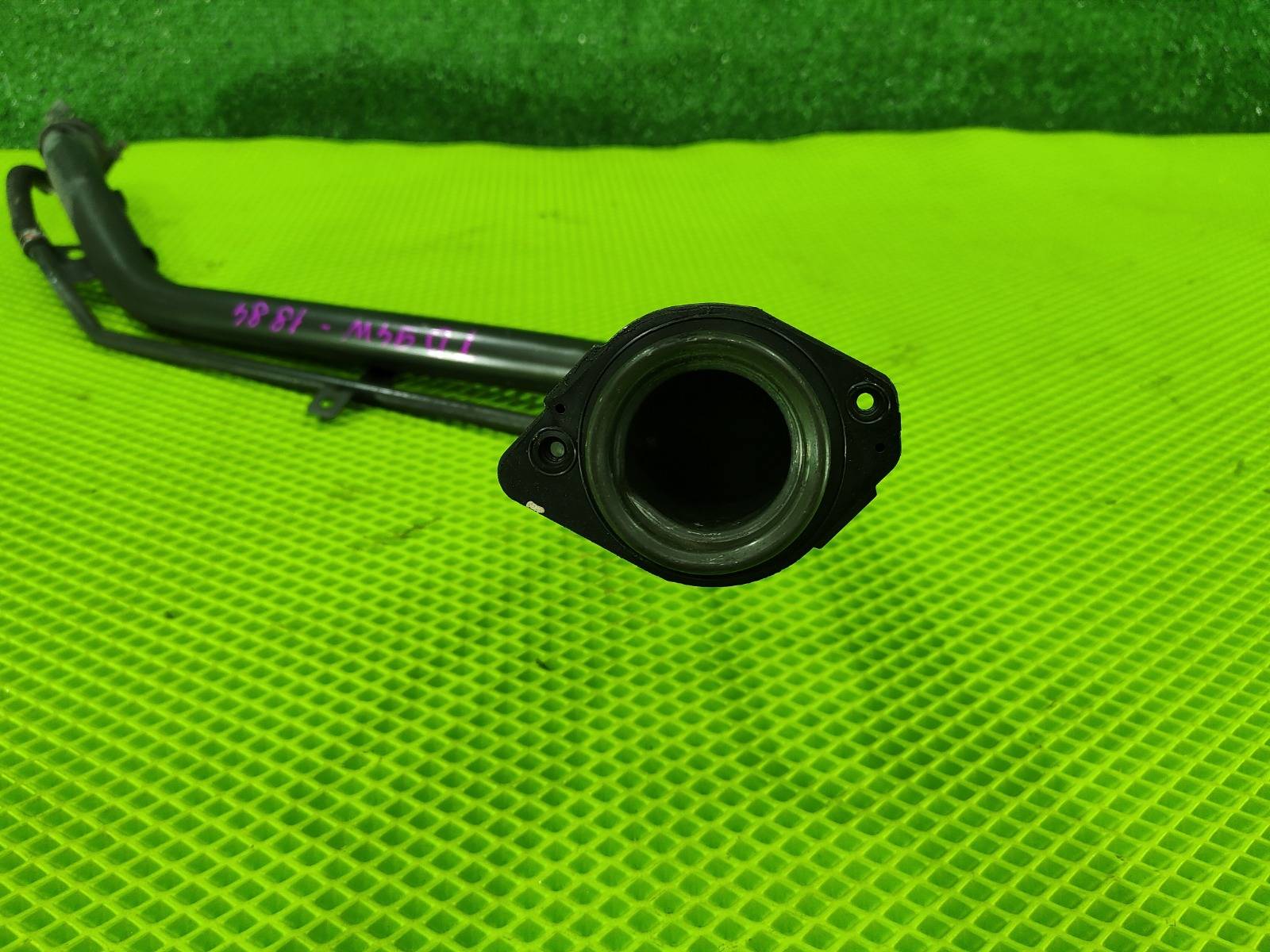 Горловина топливного бака Escudo 2005 TD94W H27A