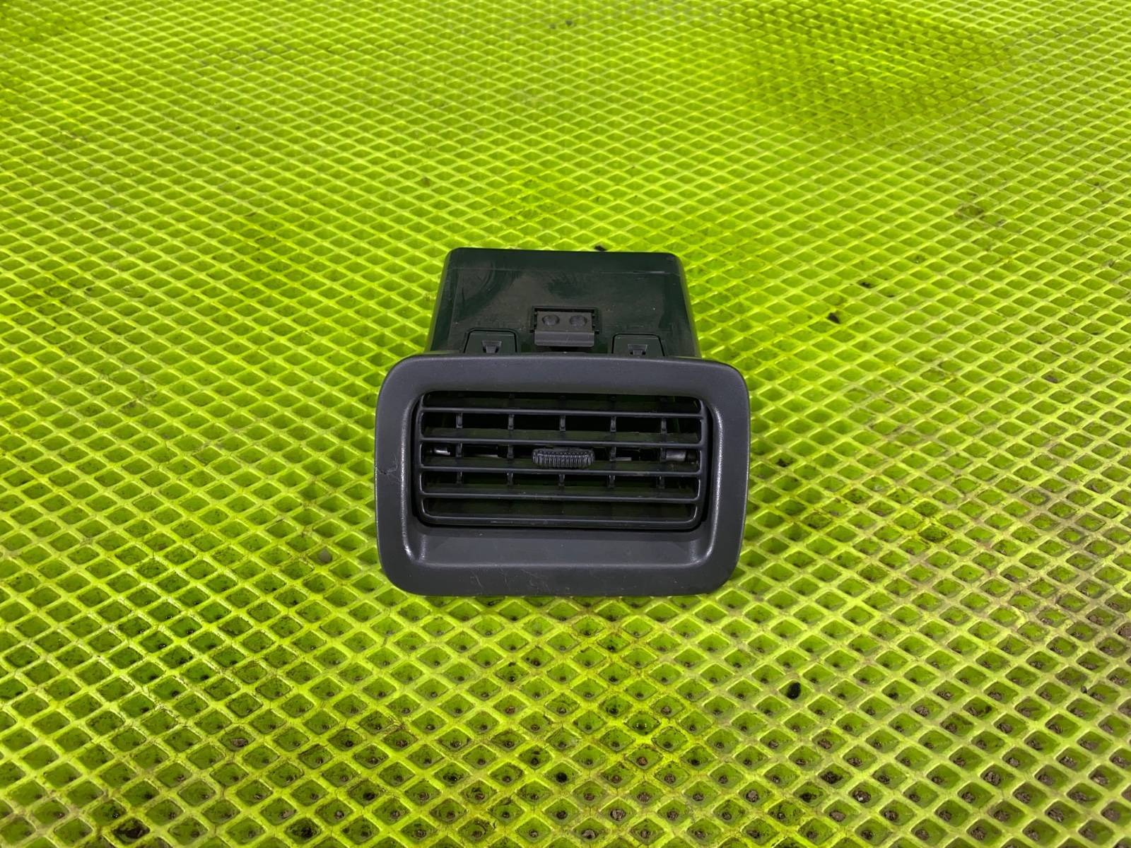 Воздуховод Subaru Forester 2001 SF5 EJ205 66110FC020OE контрактная