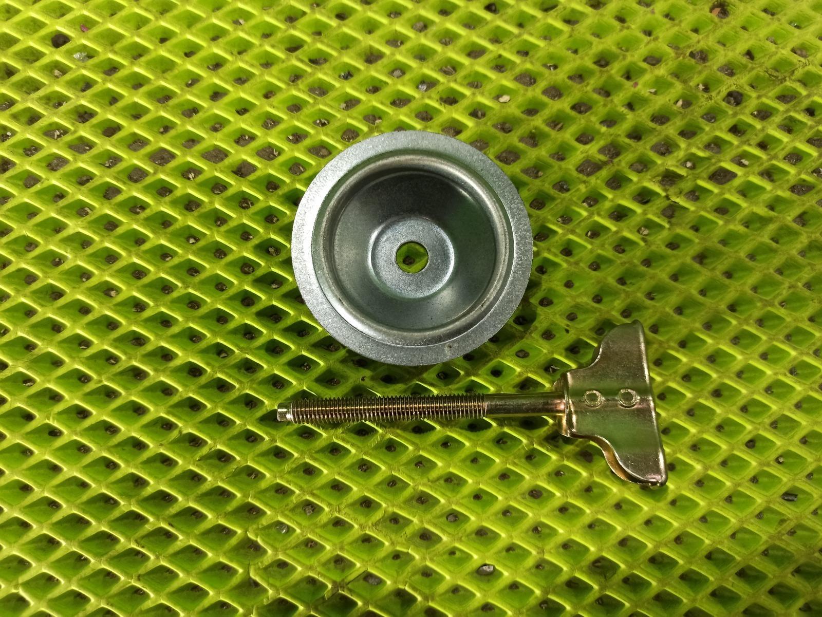 Крепление запасного колеса Forester 1998 SF5 EJ205