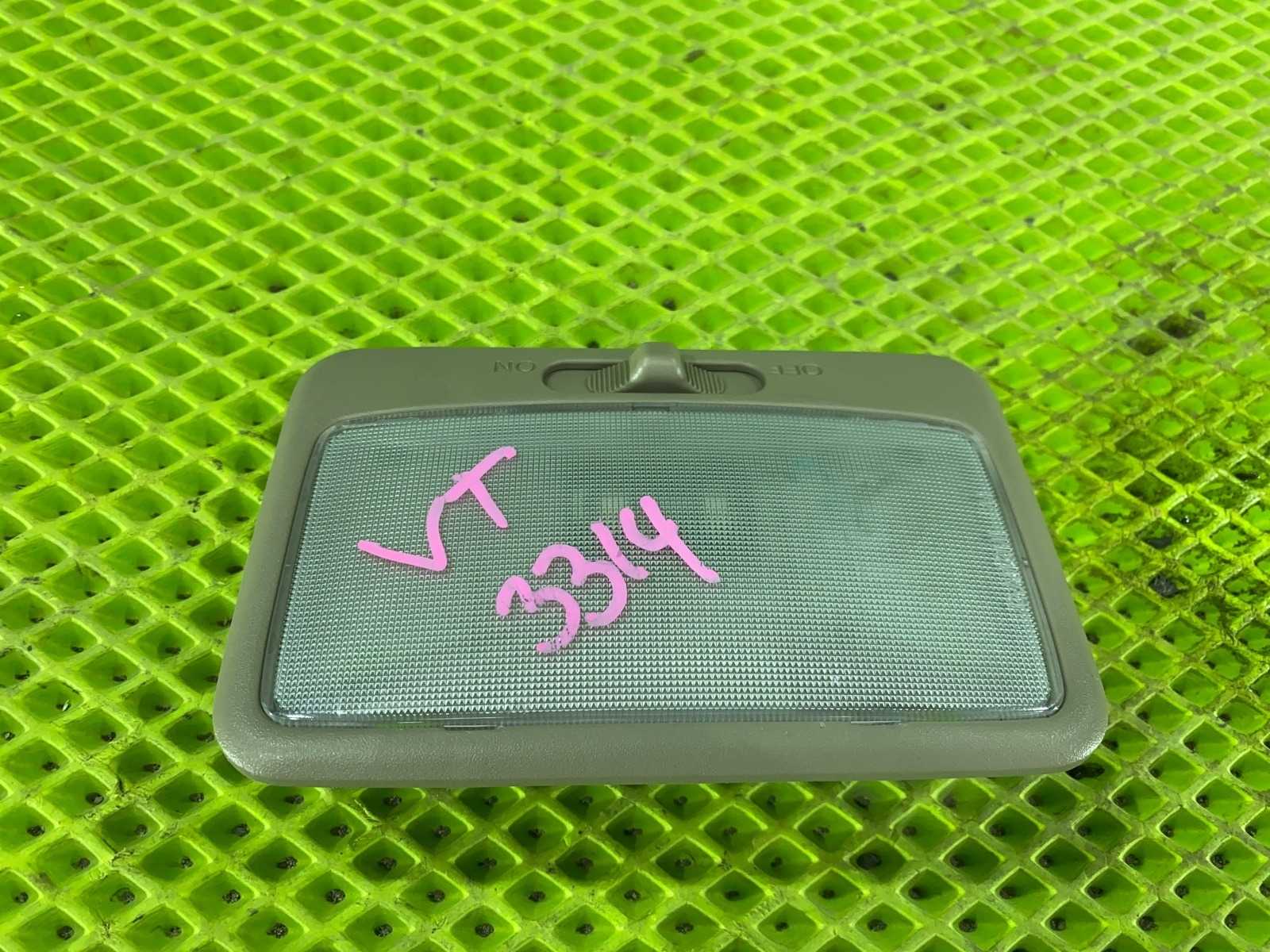 Плафон салона Odyssey 2001 RA6 F23A Плафон салона Odyssey 2001 RA6 F23A