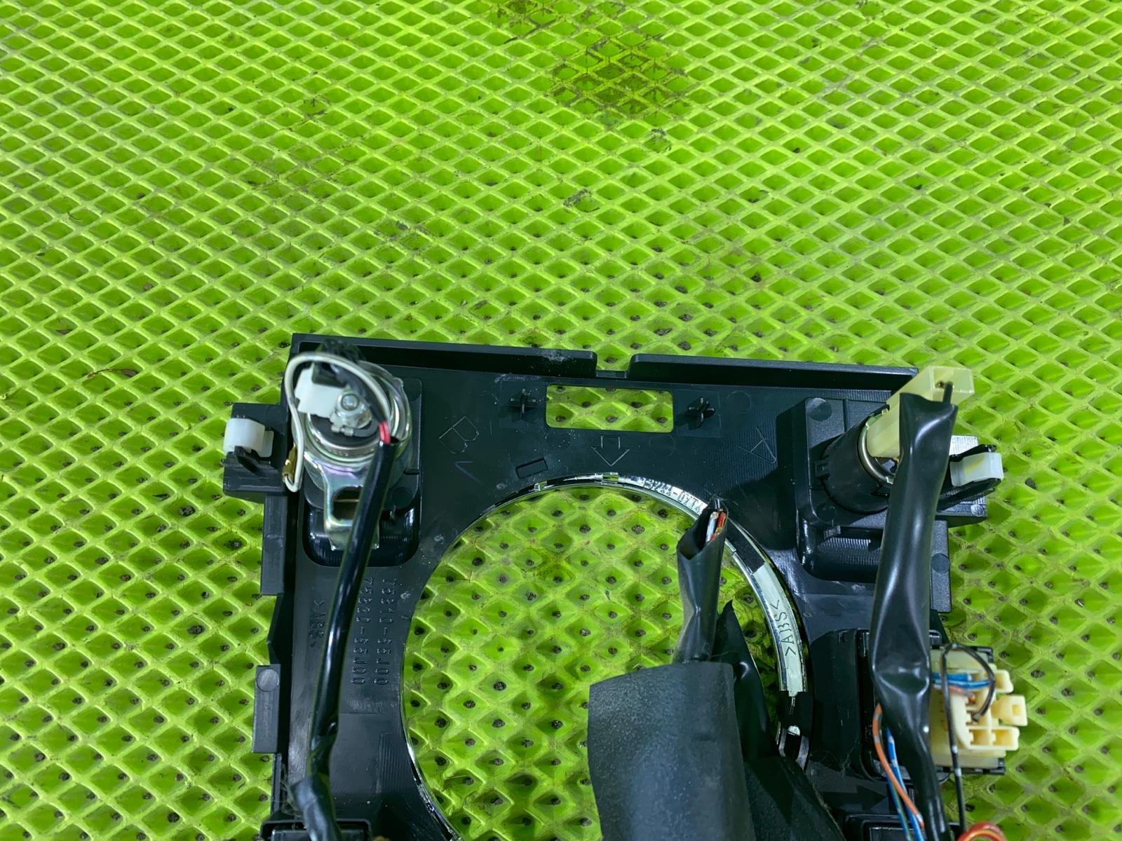 Консоль КПП Escudo 2005 TD94W H27A Консоль КПП Escudo 2005 TD94W H27A