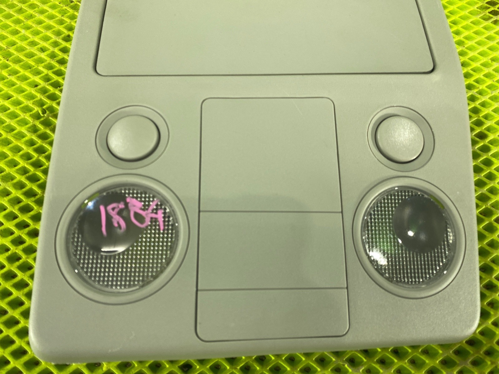 Плафон салона Suzuki Escudo TD94W H27A Плафон салона Suzuki Escudo TD94W H27A