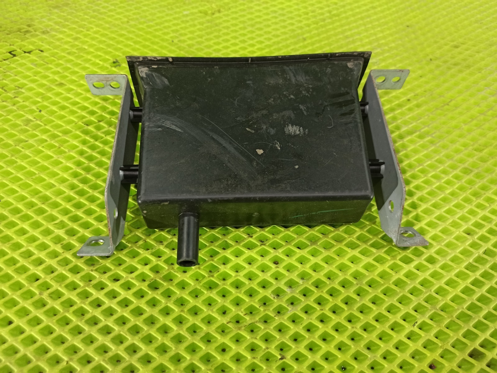 Карман торпедо Suzuki Escudo TD94W H27A Карман торпедо Suzuki Escudo TD94W H27A