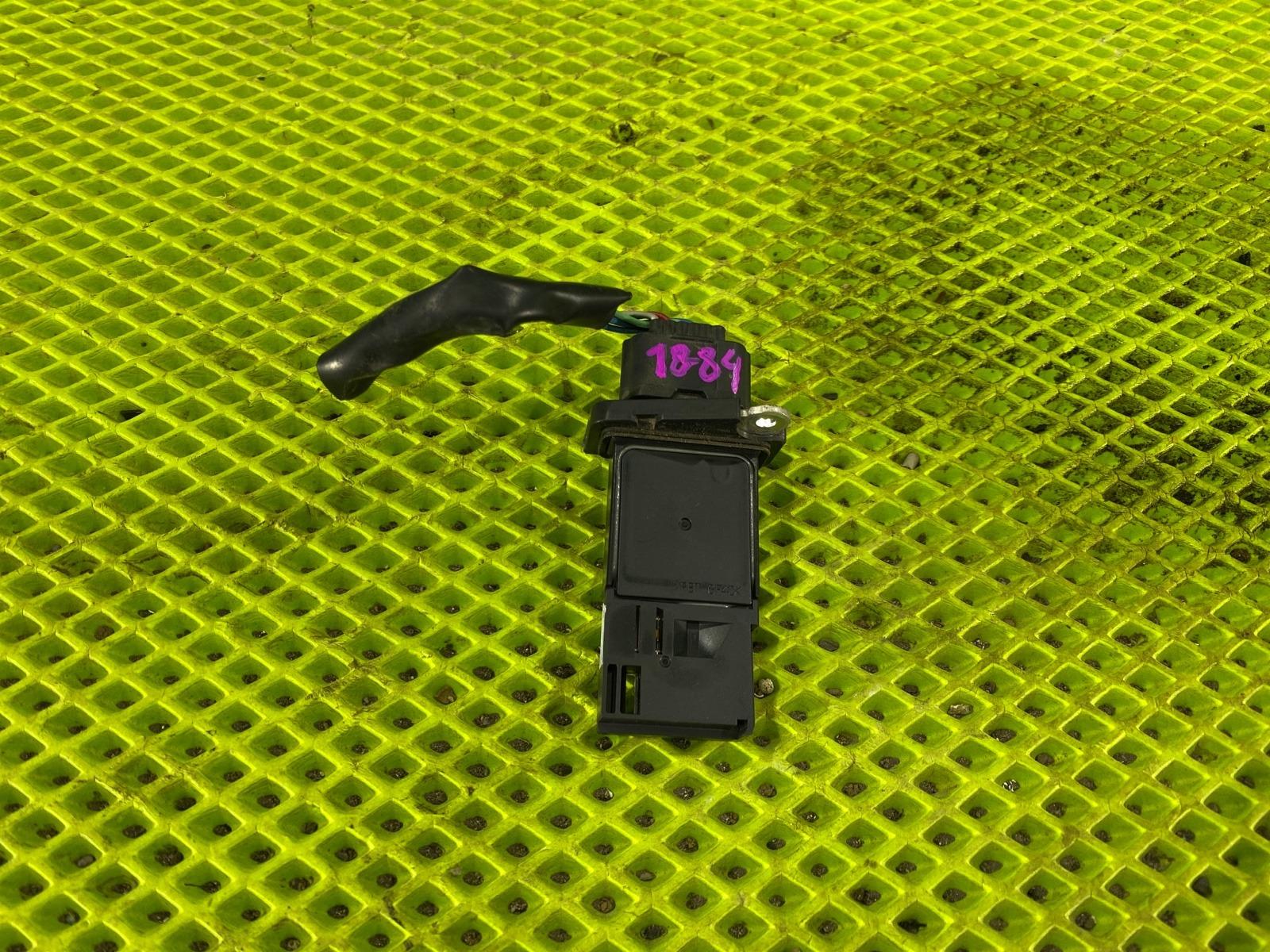 Запчасть датчик массового расхода воздуха Suzuki Escudo 2005 TD94W H27A 1380066J00 контрактная Датчик массового расхода воздуха Suzuki Escudo 2005 TD94W H27A 1380066J00 контрактная