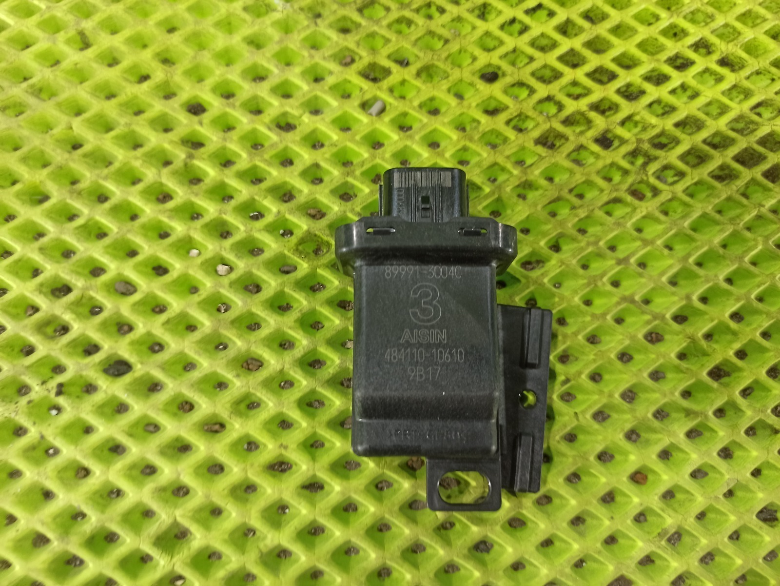 Блок управления дверьми передний правый Subaru Legacy 2009 BL5 EJ20X 8999130040 контрактная