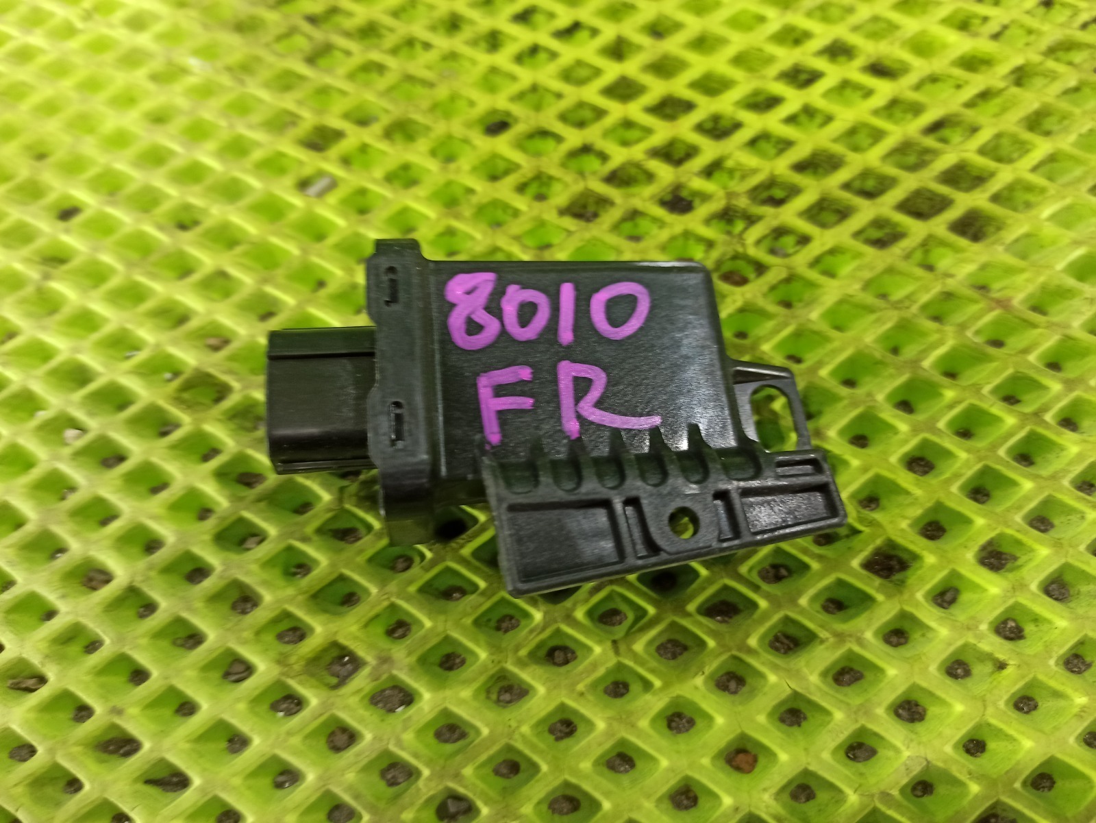 Блок управления дверьми передний правый Legacy 2009 BL5 EJ20X