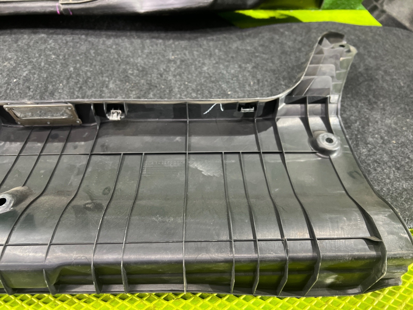 Обшивка багажника Chaser 1999 GX100 1G-FE BEAMS