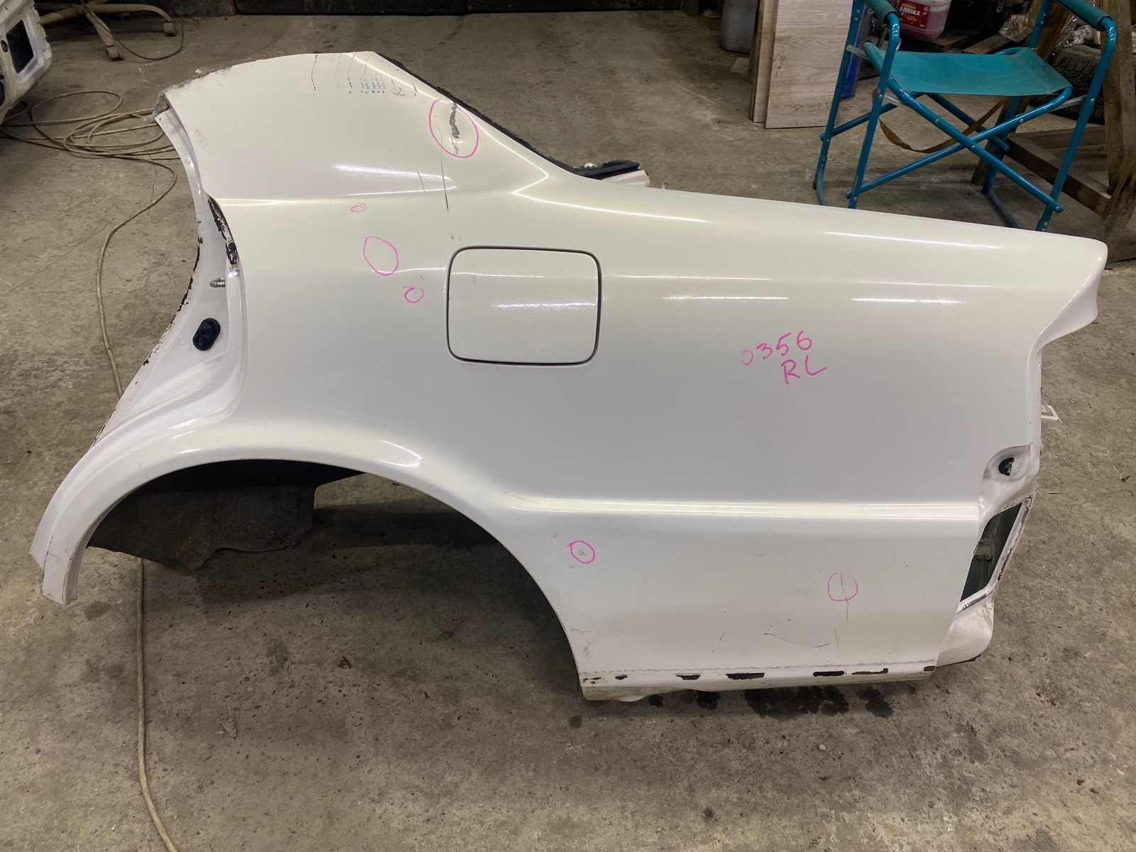 Запчасть крыло заднее левое Toyota Chaser 1997 GX100 1G-FE 61602-22947 контрактная Крыло заднее левое Toyota Chaser 1997 GX100 1G-FE 61602-22947 контрактная