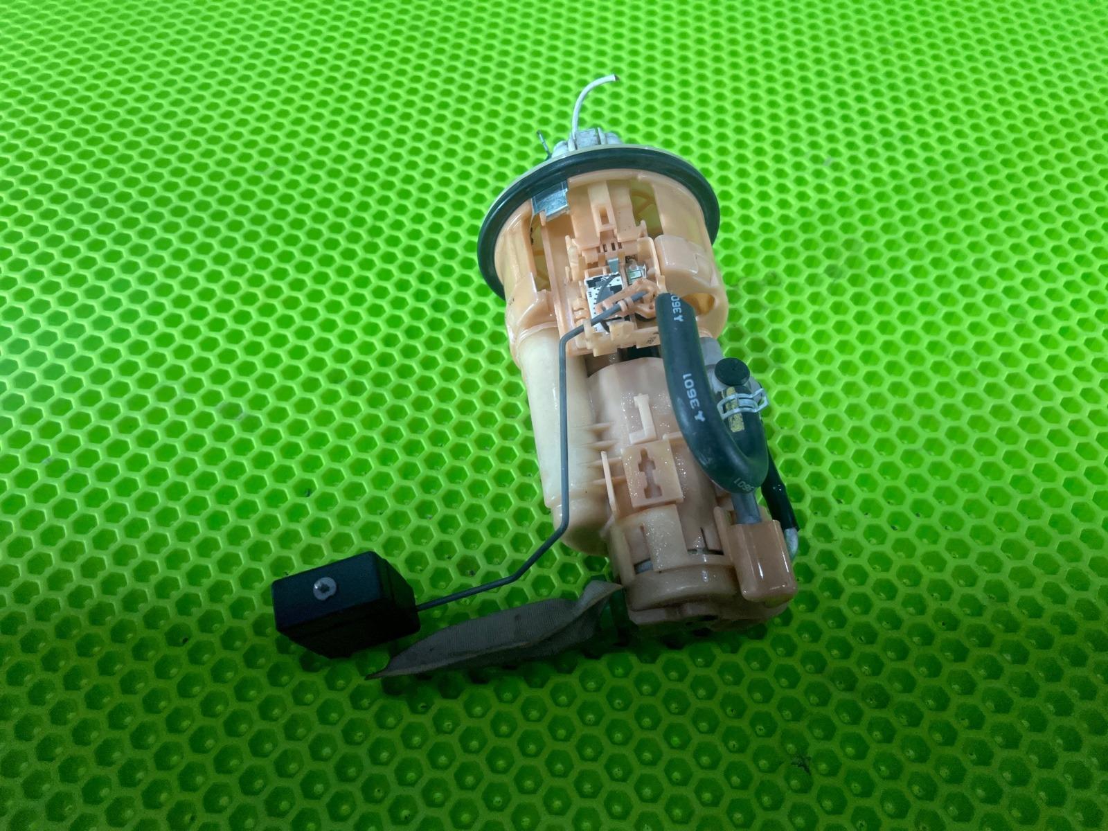 Топливный насос MARK II 2003 GX110 1G-FE BEAMS