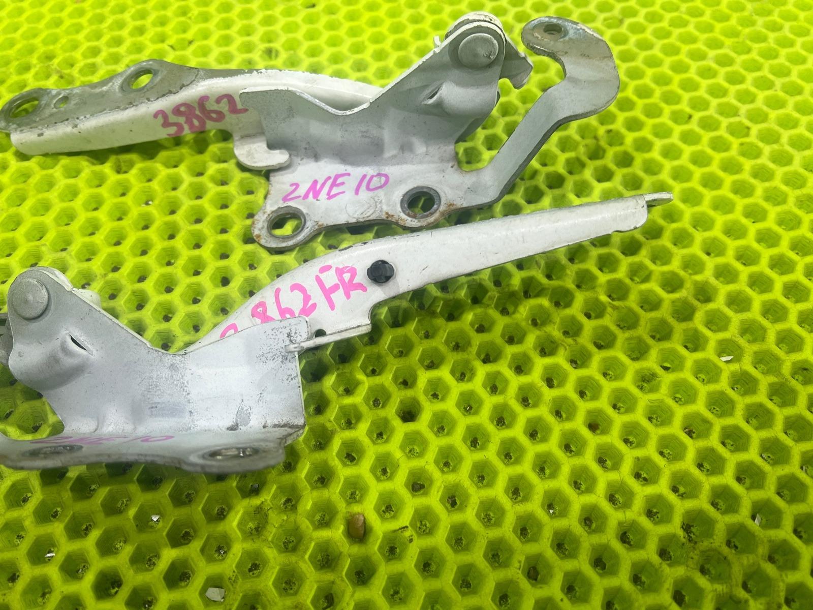 Петли капота Wish 2008 ZNE10 1ZZ-FE