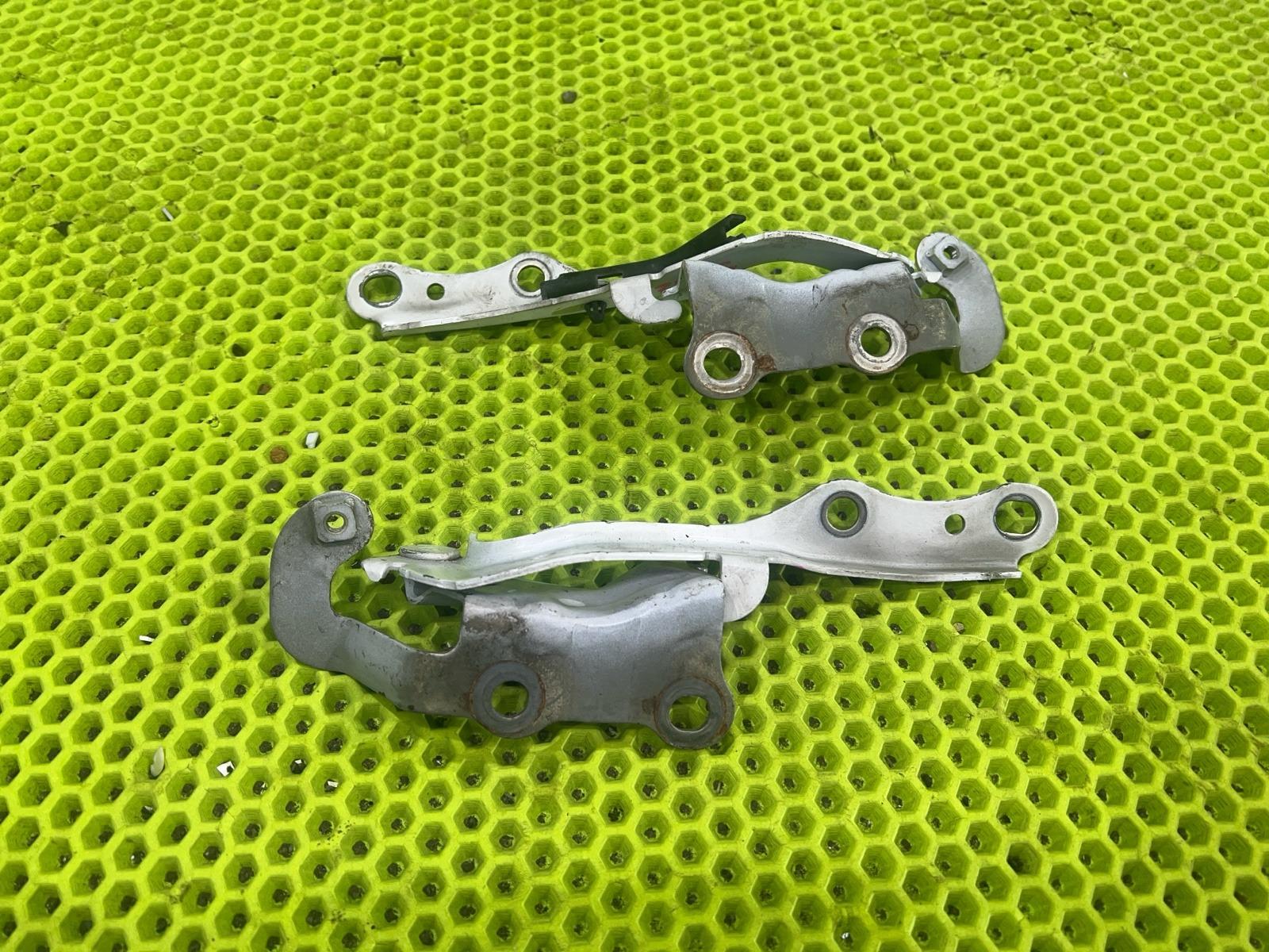 Петли капота Wish 2008 ZNE10 1ZZ-FE