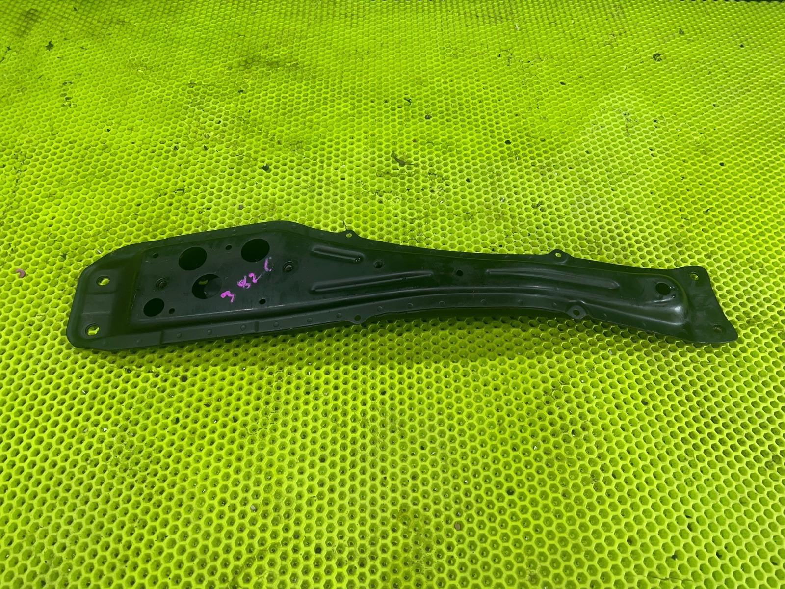 Балка продольная под ДВС Wish 2008 ZNE10 1ZZ-FE