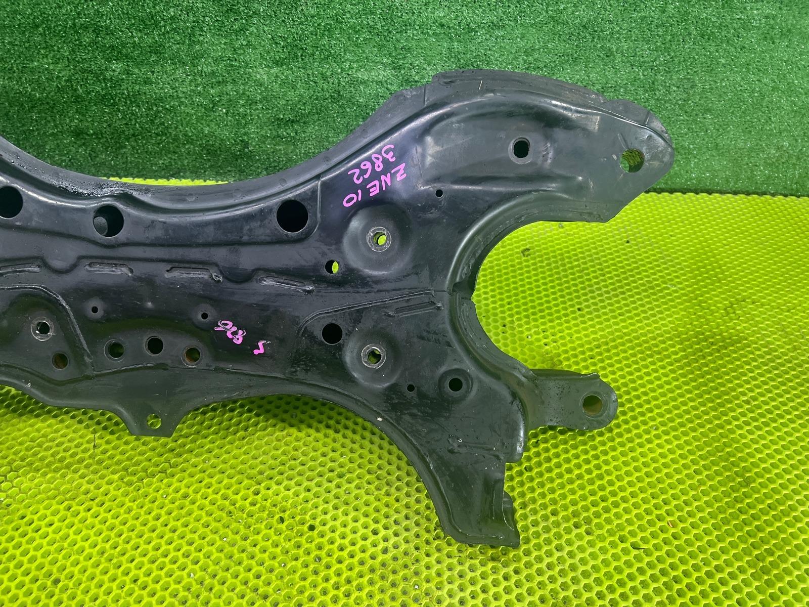 Балка под ДВС Wish 2008 ZNE10 1ZZ-FE Балка под ДВС Wish 2008 ZNE10 1ZZ-FE