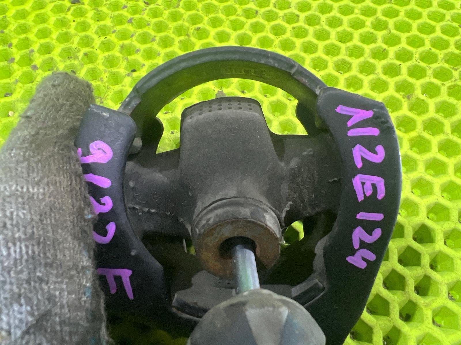 Подушка двигателя передняя Corolla Runx 2003 NZE124 1NZ-FE