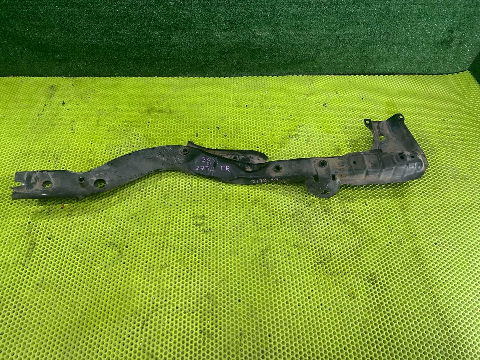 Запчасть балка подвески передняя правая Subaru Forester 2002 SG5 EJ205 50515SA000 контрактная Балка подвески передняя правая Subaru Forester 2002 SG5 EJ205 50515SA000 контрактная