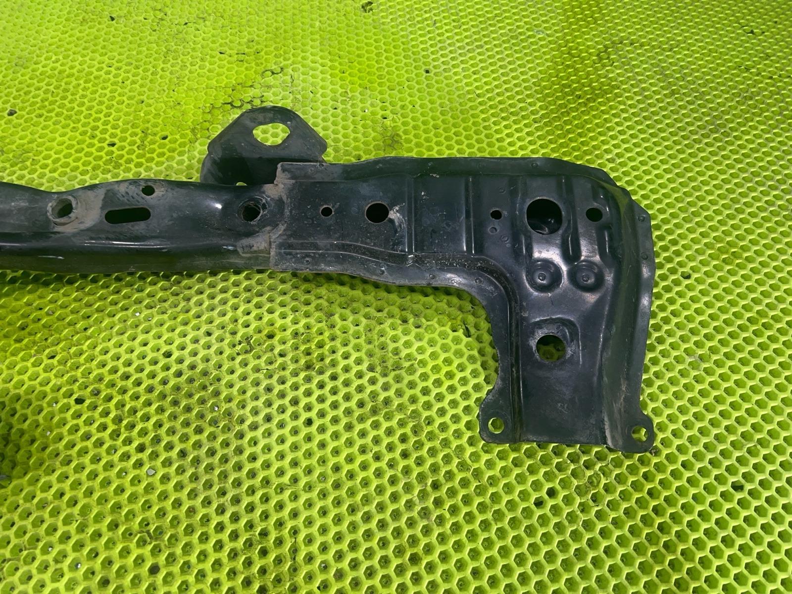 Балка подвески передняя правая Forester 2002 SG5 EJ205 Балка подвески передняя правая Forester 2002 SG5 EJ205