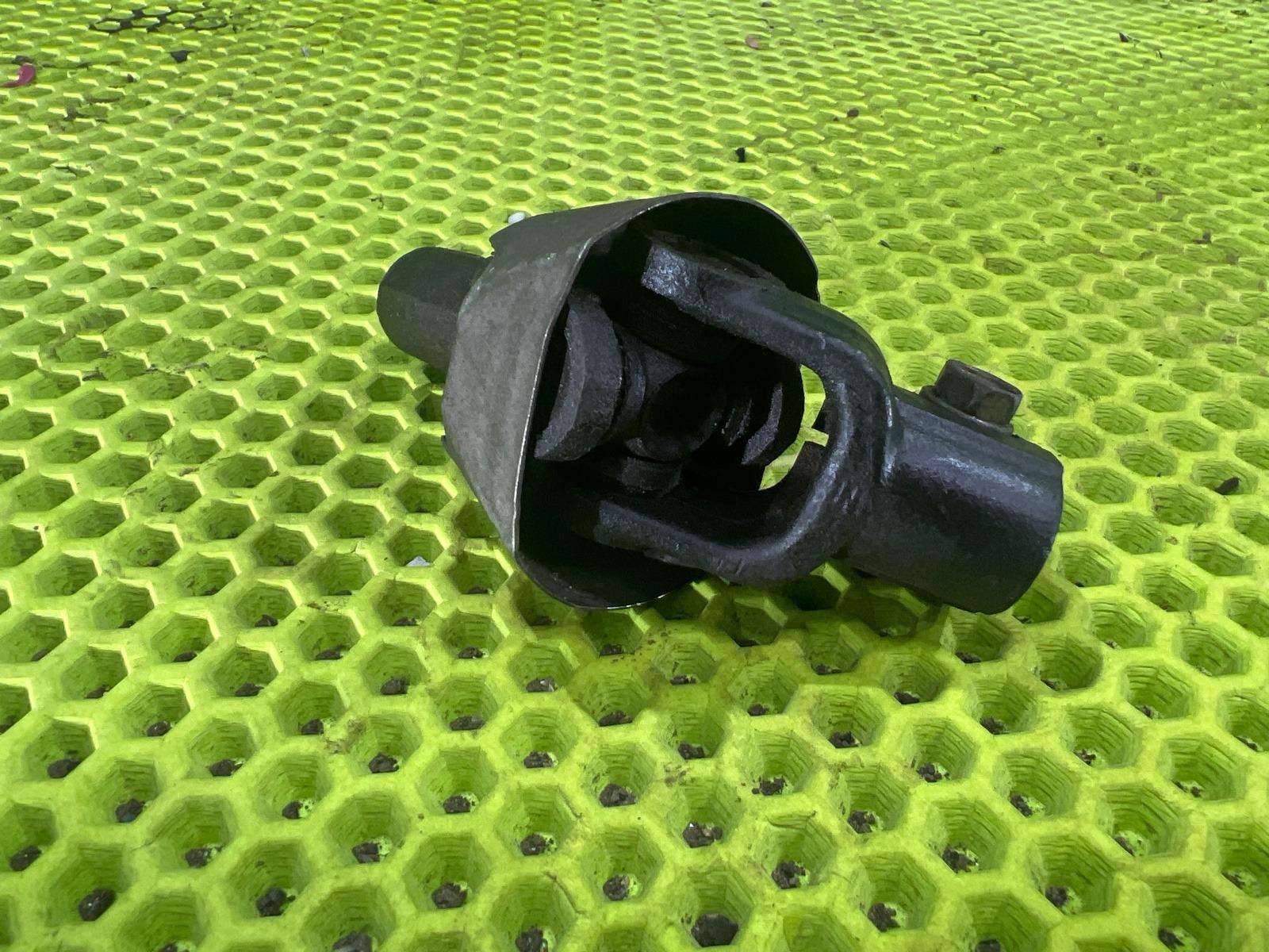 Рулевой карданчик Toyota ALTEZZA GXE10 1G-FE BEAMS