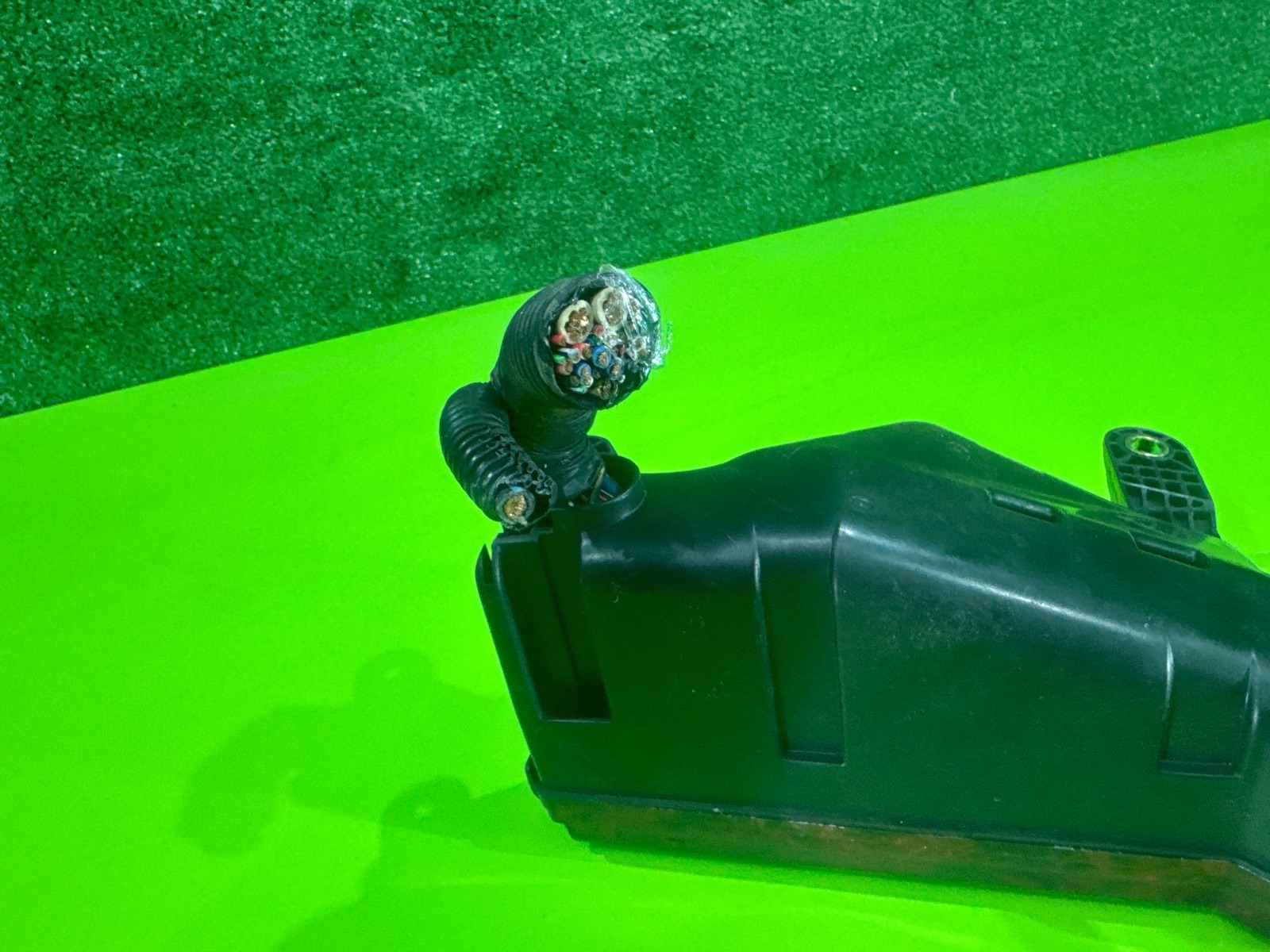 Блок предохранителей ALTEZZA 2003 GXE10 1G-FE BEAMS