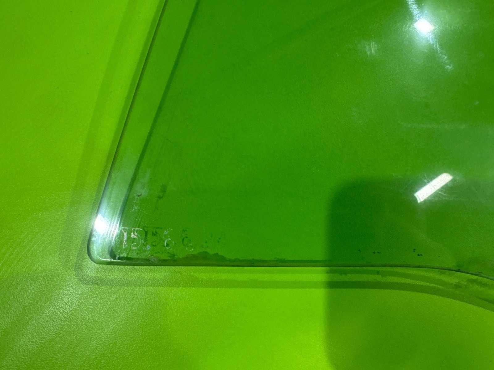 Стекло двери переднее левое Corolla Runx 2003 NZE124 1NZ-FE Стекло двери переднее левое Corolla Runx 2003 NZE124 1NZ-FE