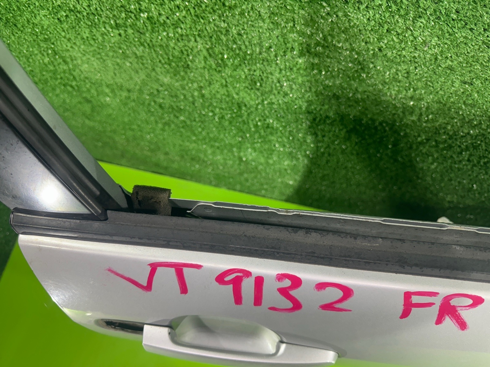 Дверь боковая передняя правая Corolla Runx 2003 NZE124 1NZ-FE Дверь боковая передняя правая Corolla Runx 2003 NZE124 1NZ-FE