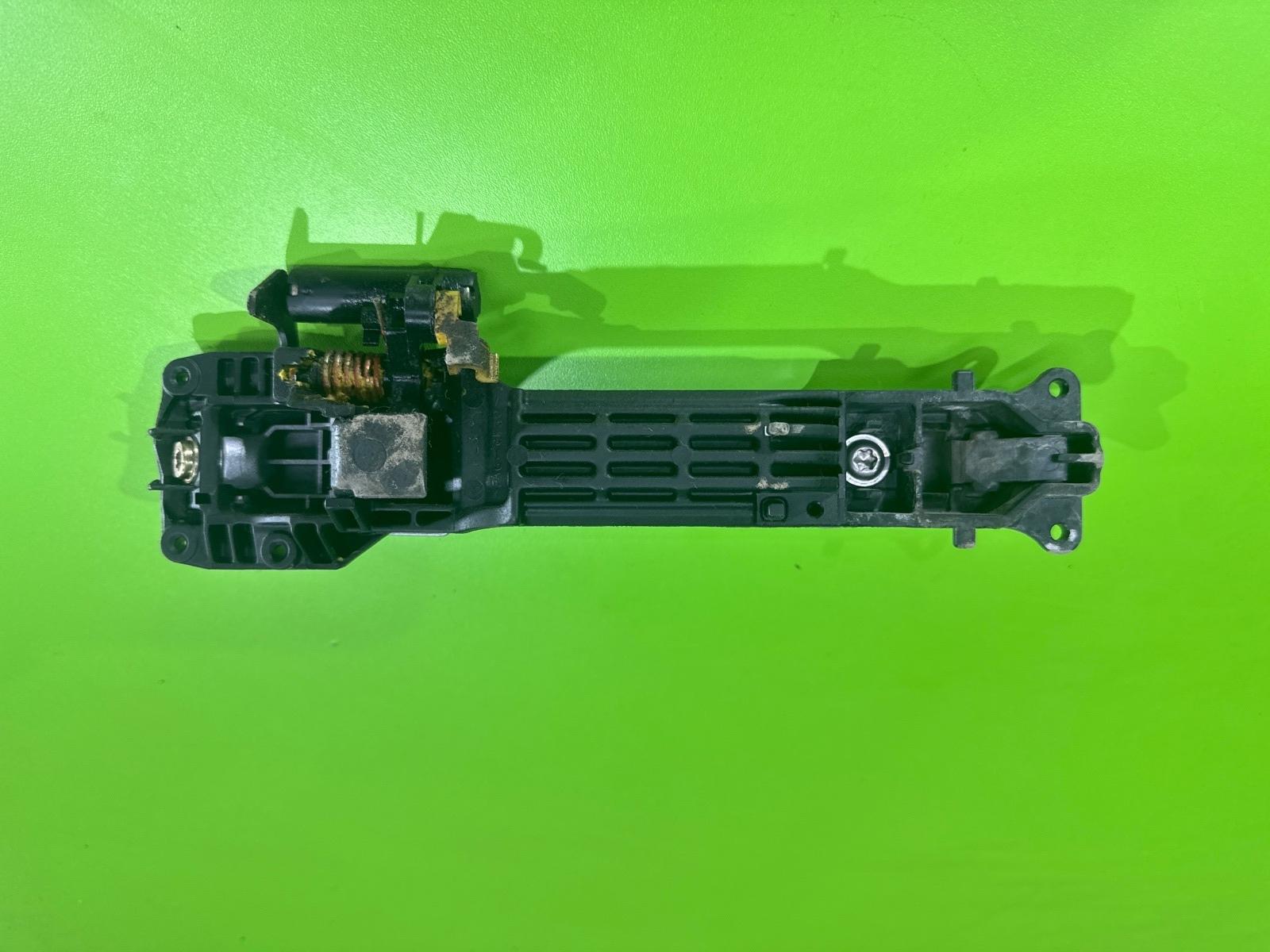 Ручка двери внешняя передняя левая Corolla Runx 2003 NZE124 1NZ-FE