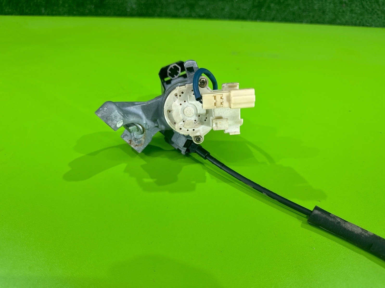 Комплект личинок и замка зажигания Corolla Runx 2003 NZE124 1NZ-FE