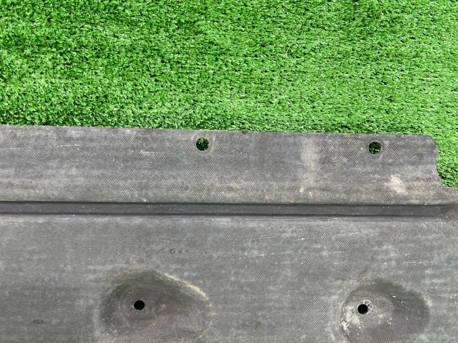 Защита днища кузова левая 320i 2006 E90 N46B20B