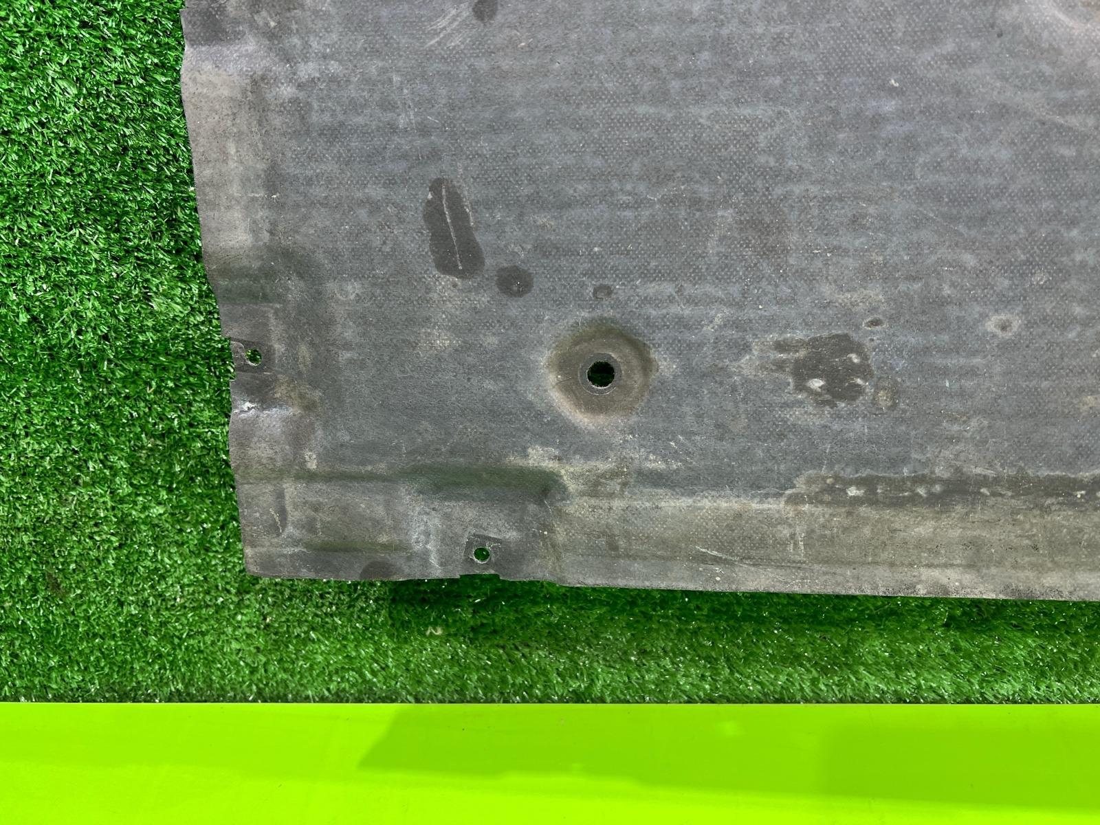 Защита днища кузова левая 320i 2006 E90 N46B20B