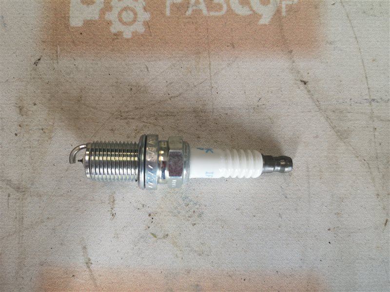 Свеча зажигания Land Rover Discovery L319 AJ41