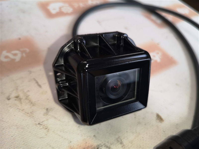 Камера заднего вида 3CX