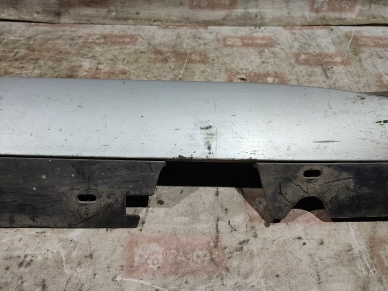 Накладка на порог левая X1 2012 седан E84