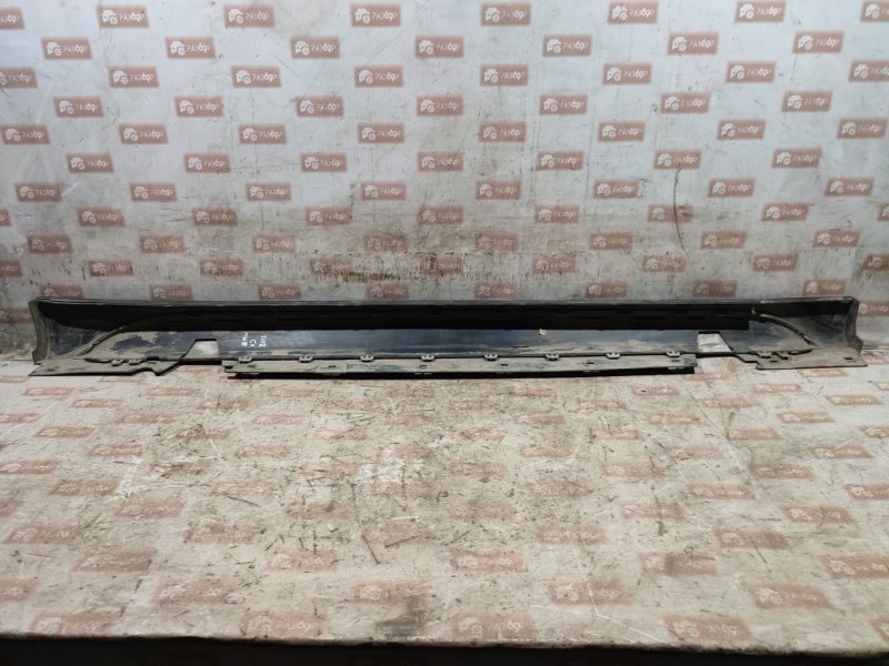 Накладка на порог левая X1 2012 седан E84