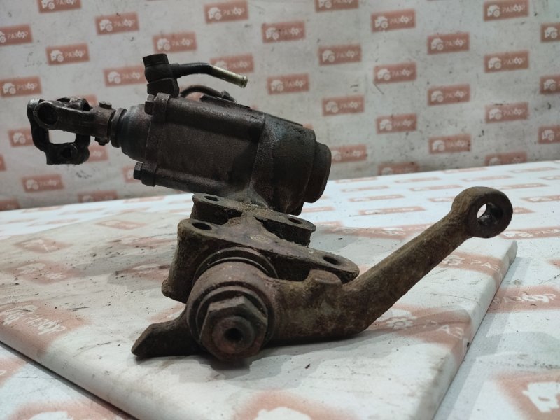 Рулевой редуктор 31105 2004 седан 40620D