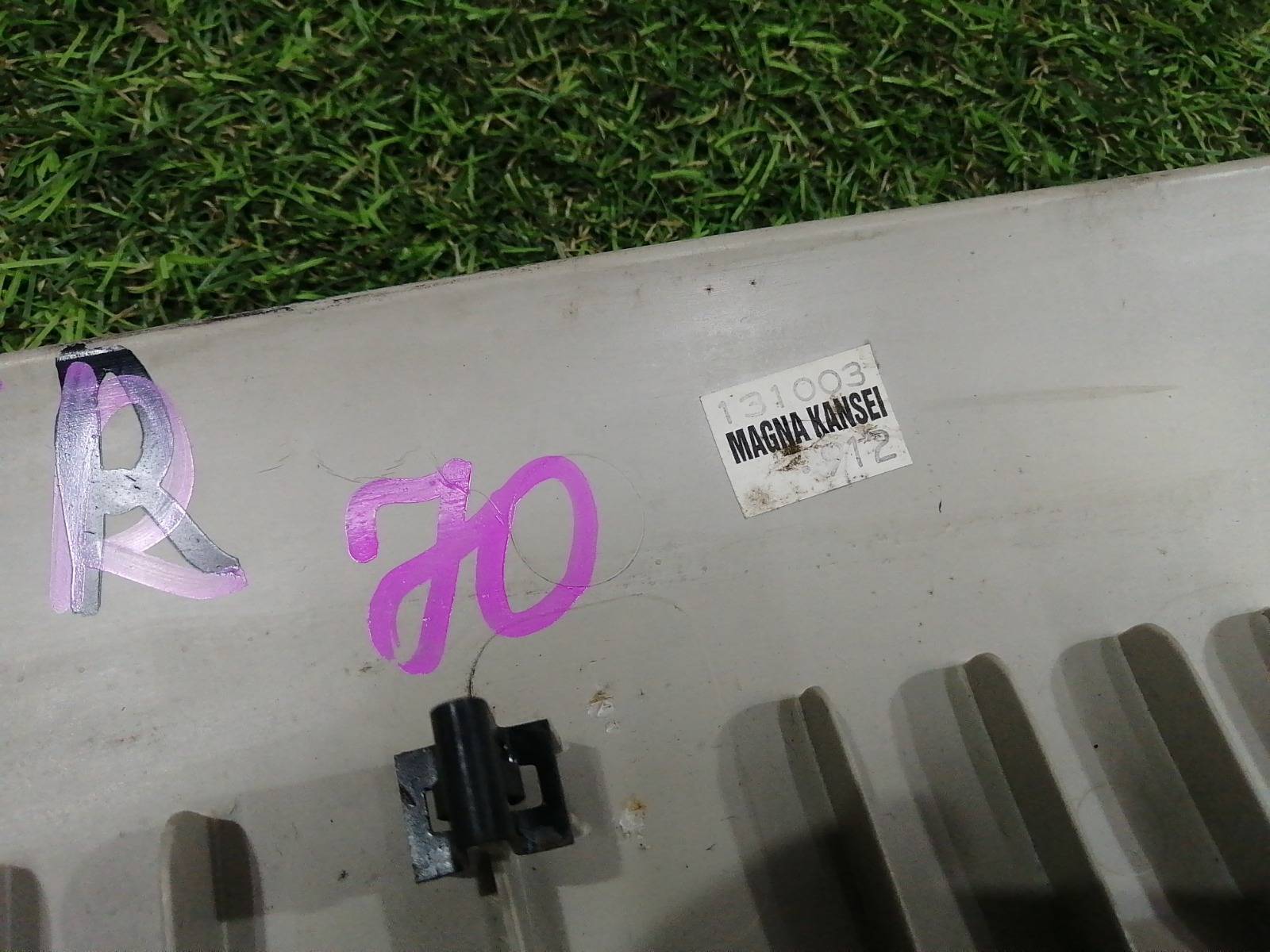 Обшивка стойки кузова передняя правая FREELANDER 2004 L314 25K4F Обшивка стойки кузова передняя правая FREELANDER 2004 L314 25K4F