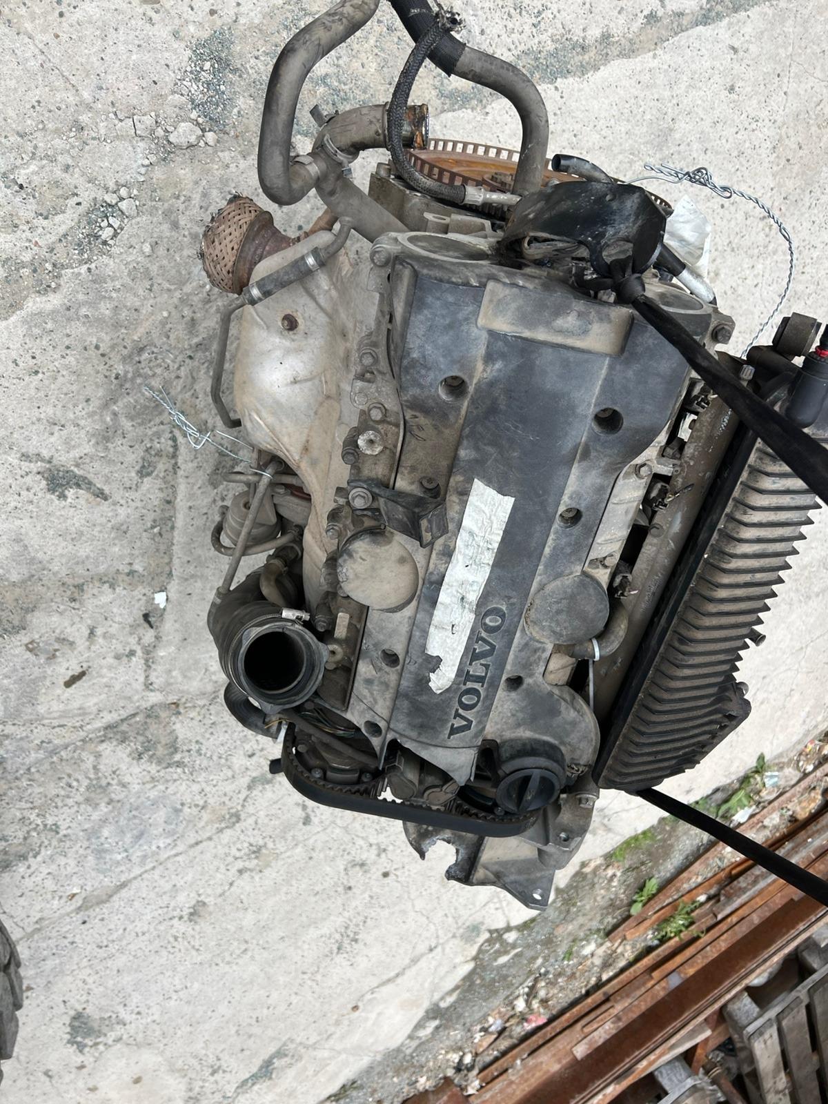 Двигатель S80 2010 AS60 B5254T10