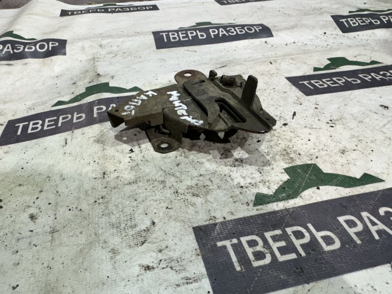 Замок капота Mitsubishi Montero 1998-2009 3 3.8 MR291986 Б/У