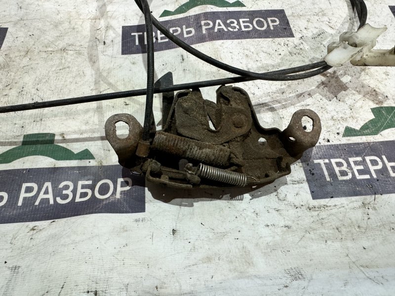 Замок капота Mitsubishi Galant 1996-2000 8 2.4 MR169681 Б/У