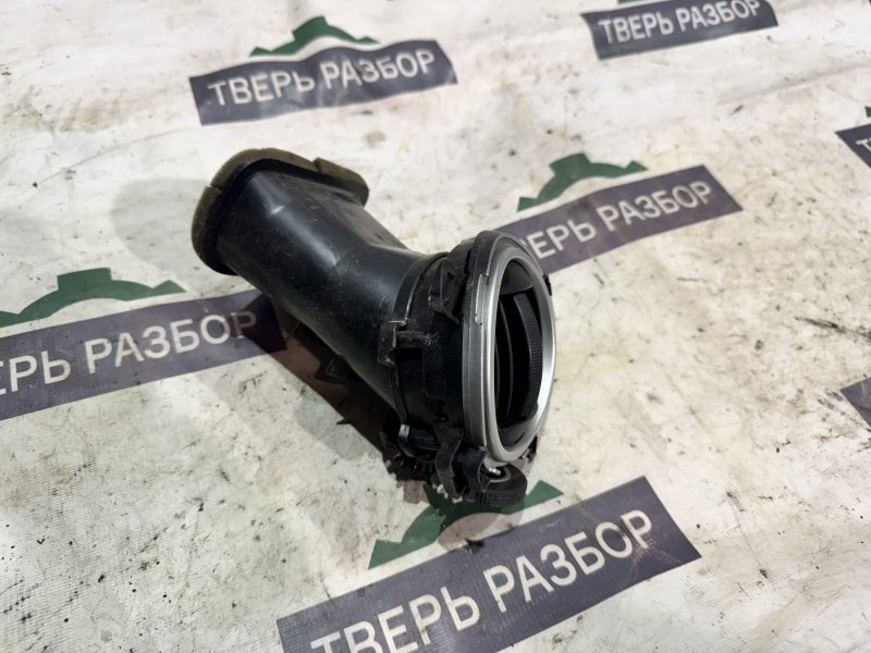 Дефлектор воздушный правый Pilot 2008-2011 2 3.5