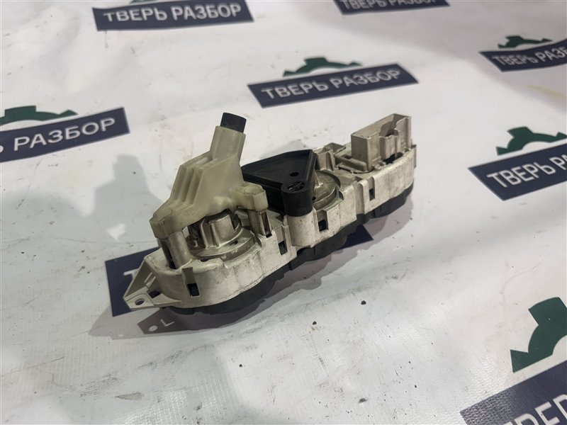 Блок управления климат-контролем Transit MK8