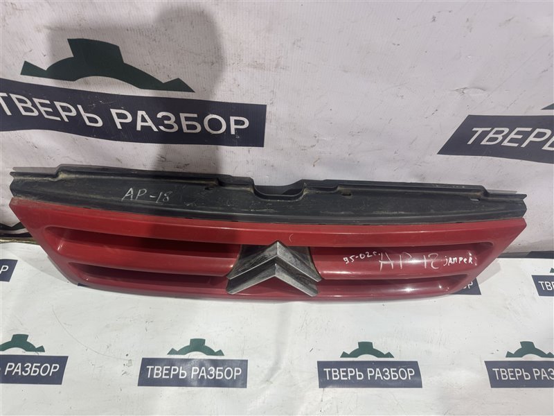 Решетка радиатора Jumper 1