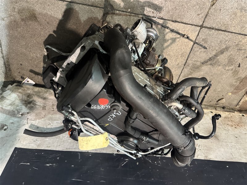 Двигатель passat B6 BKP