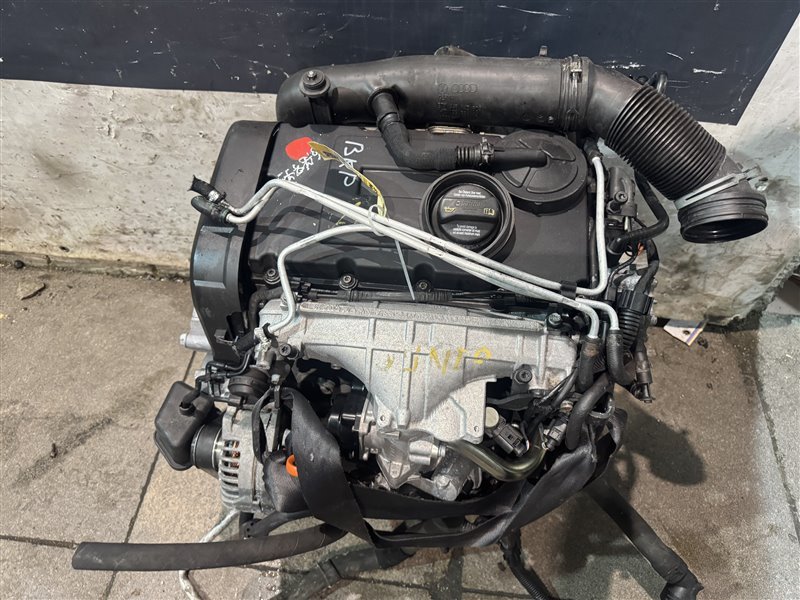 Двигатель passat B6 BKP