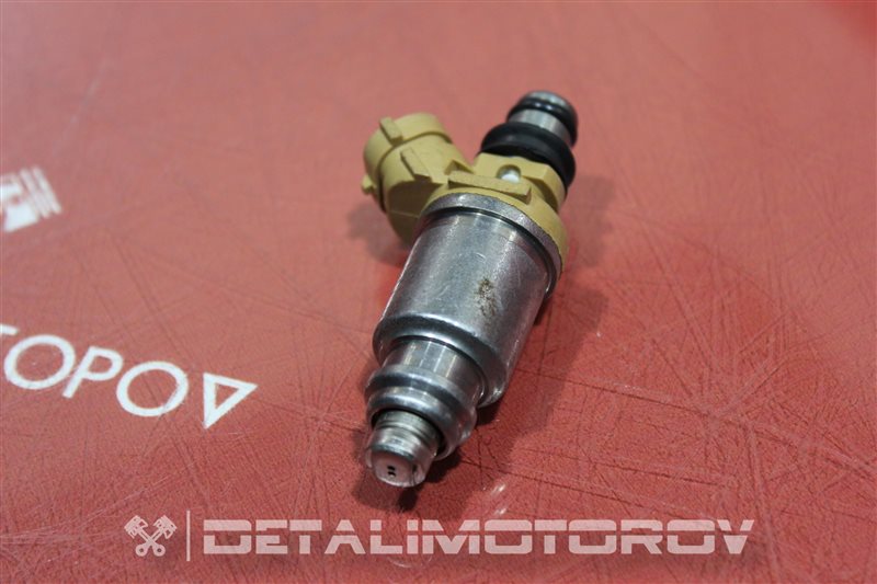 Форсунка Toyota Carina 5A-FE Форсунка Toyota Carina 5A-FE