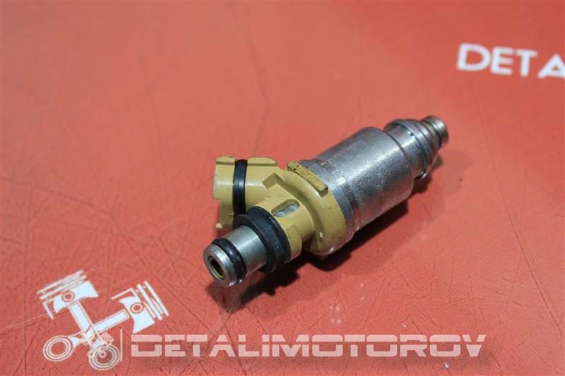 Форсунка Toyota Carina 5A-FE Форсунка Toyota Carina 5A-FE