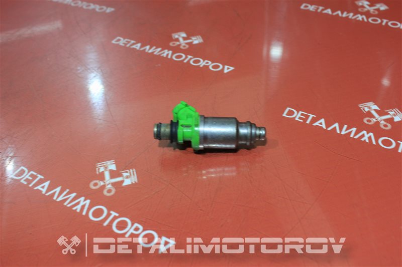 Форсунка Toyota Carina 4A-FE Форсунка Toyota Carina 4A-FE