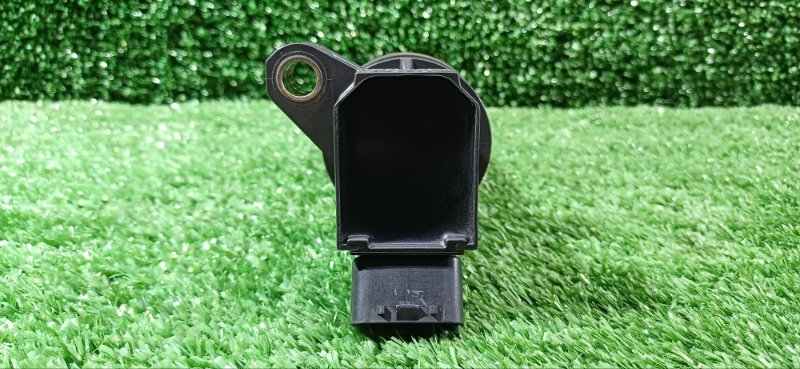 Катушка зажигания Toyota Wish ZNE14 1ZZ-FE Катушка зажигания Toyota Wish ZNE14 1ZZ-FE