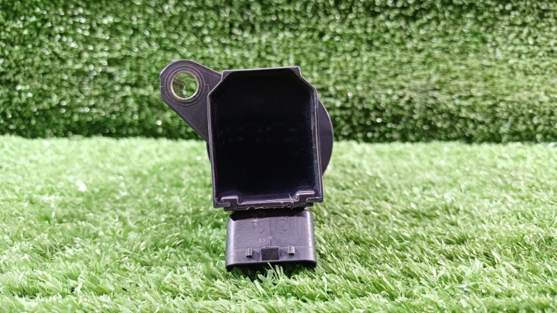 Катушка зажигания Toyota Wish ZNE14 1ZZ-FE