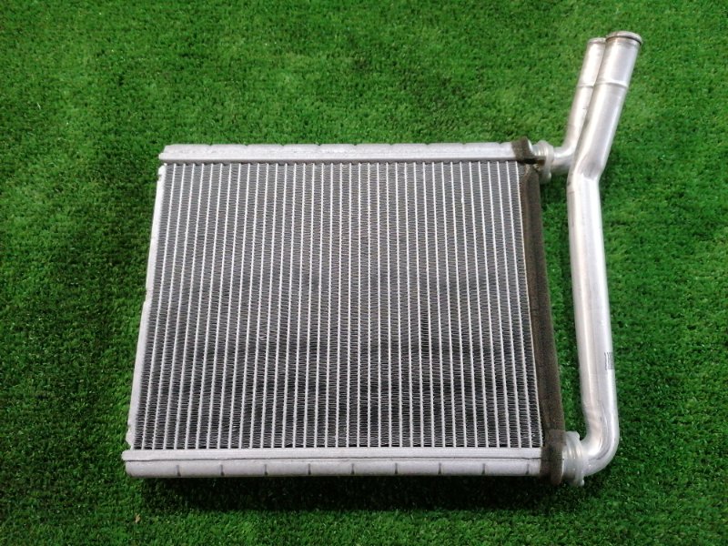 Радиатор печки Toyota Corolla Axio NZE144 1NZ-FE Радиатор печки Toyota Corolla Axio NZE144 1NZ-FE