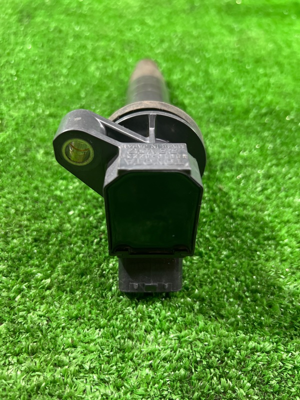 Катушка зажигания Wish 2007 ZNE14 1ZZ-FE